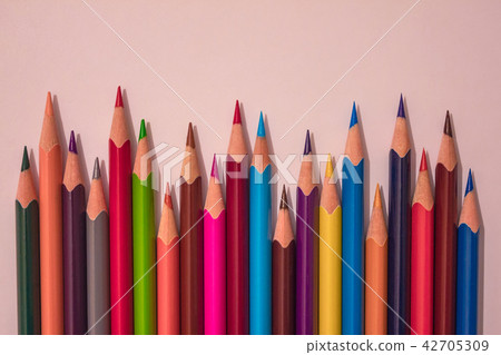 Teamwork, creativity. 42705309