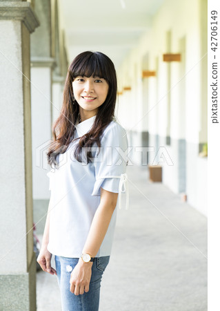 Asia Taiwan Tainan Theological Seminary Tourist Attractions Sightseeing School Campus College Corridor Fountain Sink Girl Female Woman Portrait Portrait 42706149