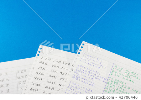 Hangul and Japanese characters Hangul and Japanese characters 42706446