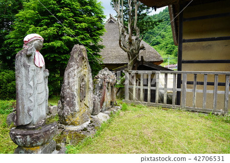 Jizo / Jujyo (also called Jizo) Next to the former Nakamura family residence Jizo / Jujyo (also called Jizo) Next to the former Nakamura family residence 42706531