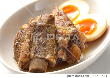 排骨和煮雞蛋 42711461