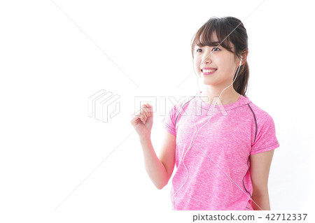 年輕的女士跑 年輕的女士跑 42712337