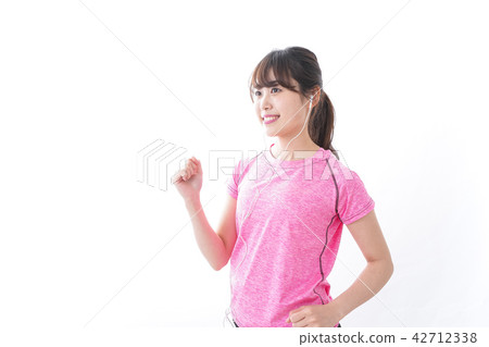 年輕的女士跑 42712338