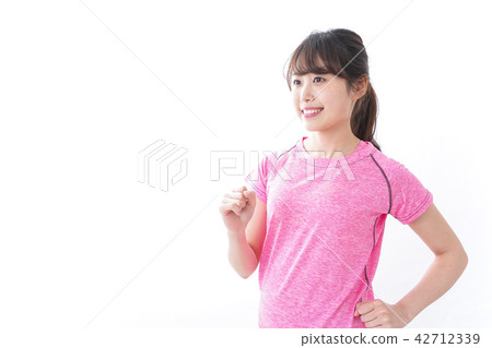 年輕的女士跑 42712339