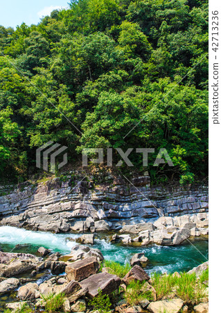 Shunboro (Todoroku) [Misato-cho, Higashi Usuki-gun, Miyazaki Prefecture] 42713236