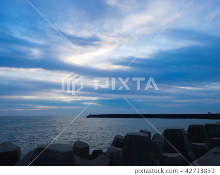 sunset coast 42713831