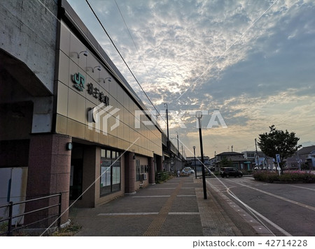 Kitasanjo station evening 42714228