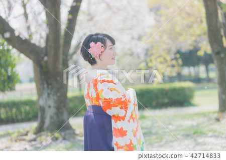 女生 女孩 女性 42714833