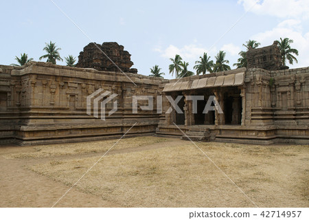 The shrine of Godess, Achyuta Raya temple, Hampi The shrine of Godess, Achyuta Raya temple, Hampi 42714957
