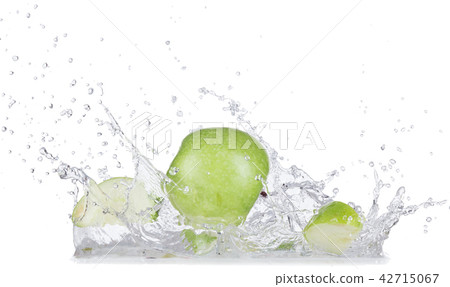 Fresh apples with water splash over white background. 42715067