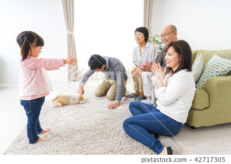 一個家庭 一個家庭 42717305
