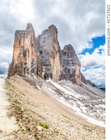 Tre Cime di Lavaredo, aka Drei Zinnen, rock formation in Dolomites, Italy 42723922