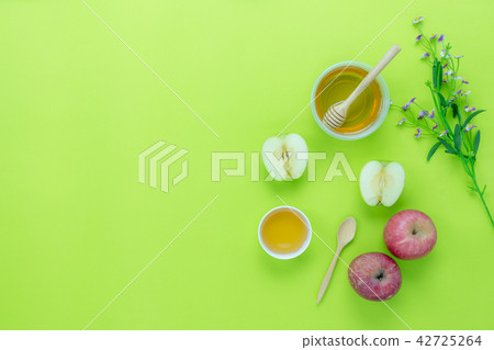 decorations Jewish holiday the Rosh Hashana. decorations Jewish holiday the Rosh Hashana. 42725264