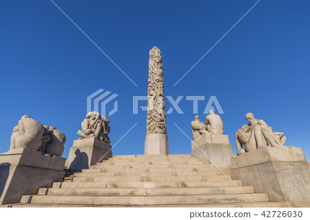 Statue in Vigeland Sculpture Park, Oslo, Norway Statue in Vigeland Sculpture Park, Oslo, Norway 42726030