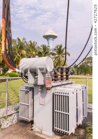 Electric transformer 42727629