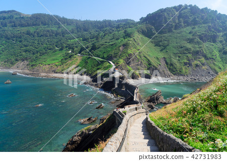 San Juan de Gaztelugatxe San Juan de Gaztelugatxe 42731983