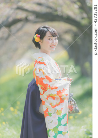 female, lady, woman 42735281