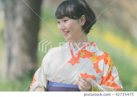 female, females, lady 42735475