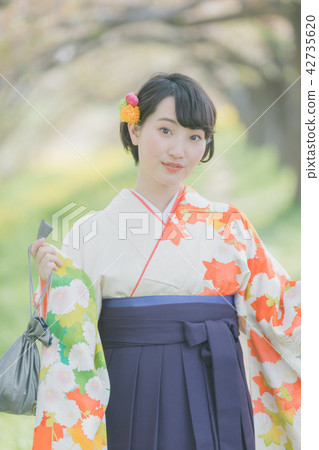 女生 女孩 女性 42735620