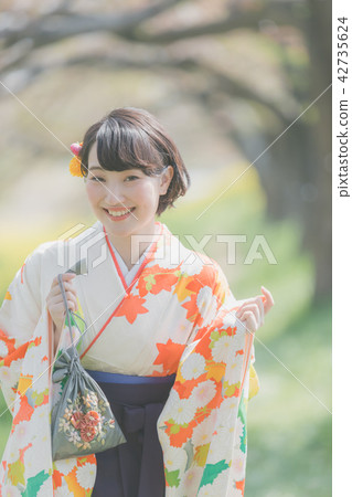 女生 女孩 女性 42735624