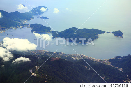Near the school division of Utsumi Bay of Shodoshima Island and the cape Near the school division of Utsumi Bay of Shodoshima Island and the cape 42736116