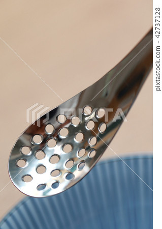 Perforated astragalus (spoon Japanese style rice bowls Copy space dining table meal accessories dishes living room) Perforated astragalus (spoon Japanese style rice bowls Copy space dining table meal accessories dishes living room) 42737128