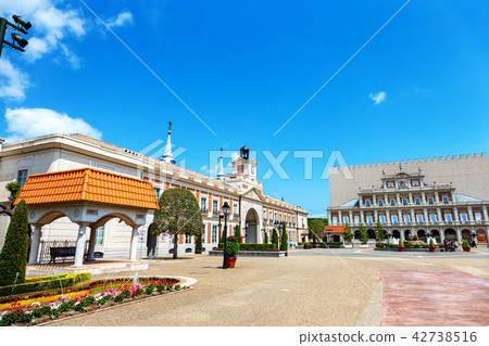 Shima Spain Village (May Parque España Spring) 42738516