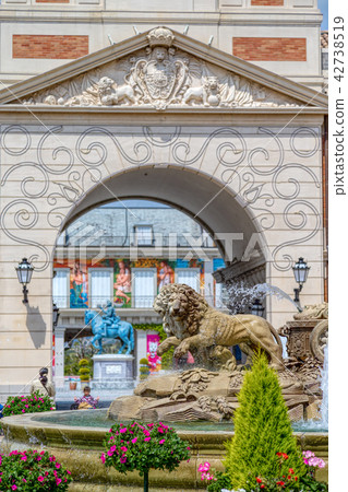 Shima Spain Village (May Parque España Spring) Shima Spain Village (May Parque España Spring) 42738519