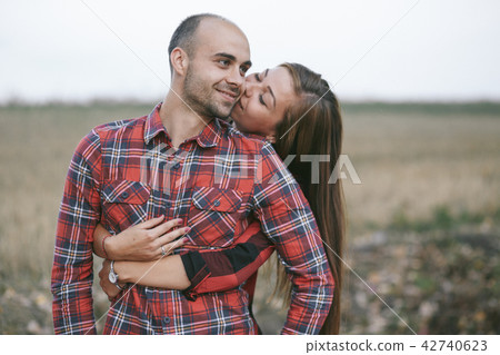 couple in a field 42740623