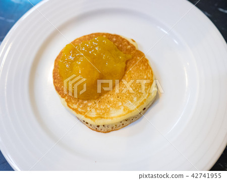 pancake with mango jam pancake with mango jam 42741955