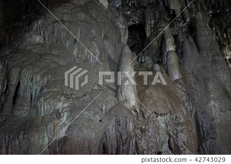 Japan's longest limestone cave Japan's longest limestone cave 42743029