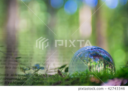 Earth's Eco 42743346