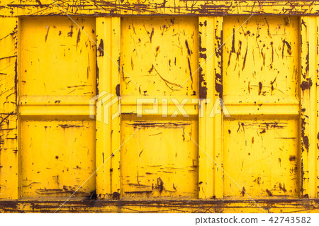 Vintage yelllow background 42743582