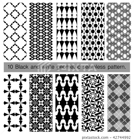 Black and white geometric seamless pattern. 42744992