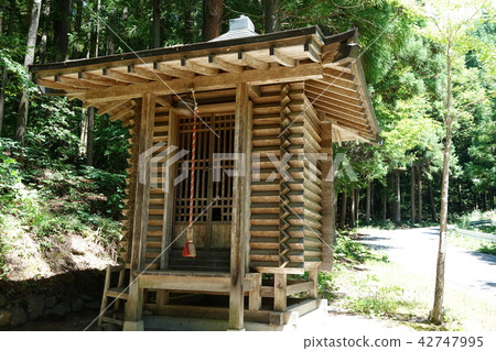 Nagamoi池塘Kannondo攀登橋樑傳說Hokuazumi-gun池田町 42747995