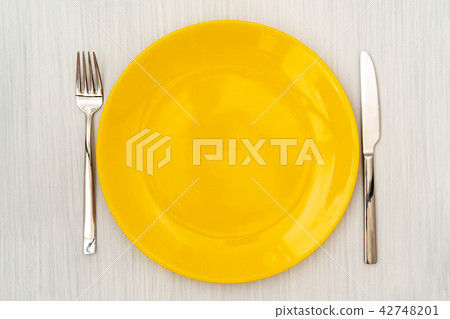 Plate with fork and knife,view from above Plate with fork and knife,view from above 42748201