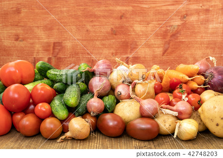Organic vegetables on the table Organic vegetables on the table 42748203
