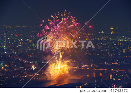 Nagara River National firework display (photographed from Yuzigamine peak Ximen) 42748872