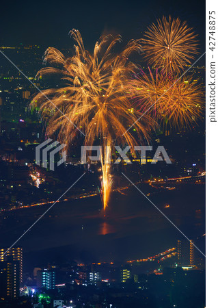 Nagara River National firework display (photographed from Yuzigamine peak Ximen) 42748875