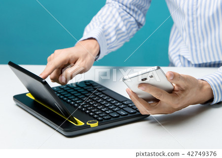 Keyboard, Hand, Business, Smartphone Keyboard, Hand, Business, Smartphone 42749376