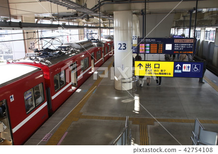 Keihin Kamata Station 2nd Floor Home (Keikyu Airport Line) Keihin Kamata Station 2nd Floor Home (Keikyu Airport Line) 42754108