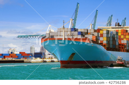 Cargo Ship Cargo Ship 42756286