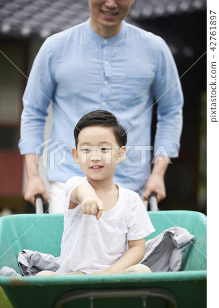 Life, Garden, Family, Korean 42761897