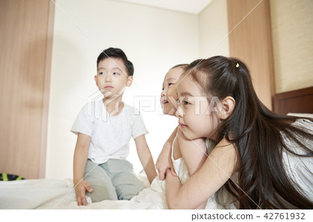 Life, Children, Koreans 42761932