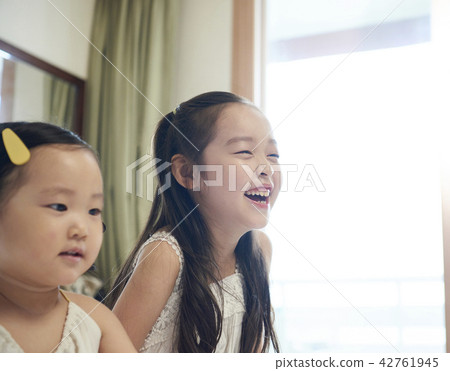 Life, Children, Koreans 42761945