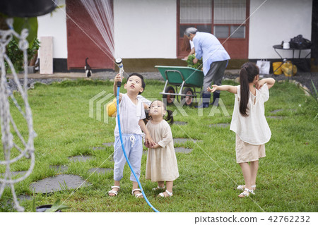 Life, House, Garden, Family, Korean 42762232