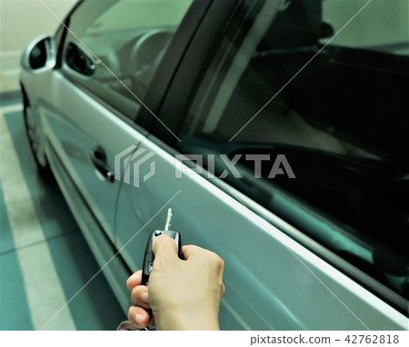 Car key 42762818