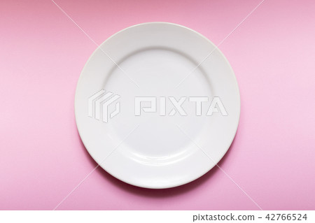 The dishes The dishes 42766524
