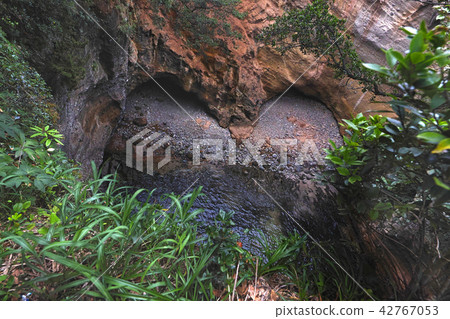 [Izu Geosite]天窗的龍宮洞（Ryugu Cave） 42767053