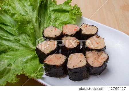 Steamed shrimp Wrapped used in making shabu Steamed shrimp Wrapped used in making shabu 42769427